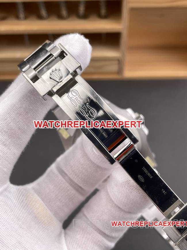 1:1replica watch ERF factory GMT-MasterRolexblack dialBatman bezel3285 mechanical clasplive photos