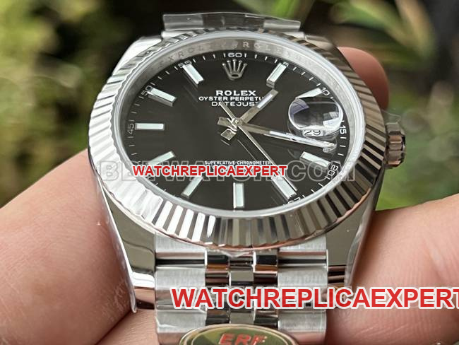 1:1replica watch ERF factory log Rolexblack dial3235 mechanical 41mmfront live photo