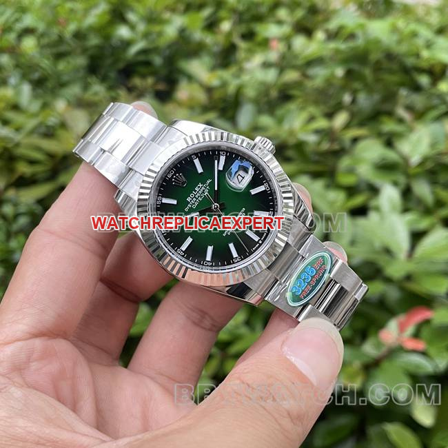 top-tier watch log ERF factory Rolexgreen dial3235 mechanical 41mmfront live photo