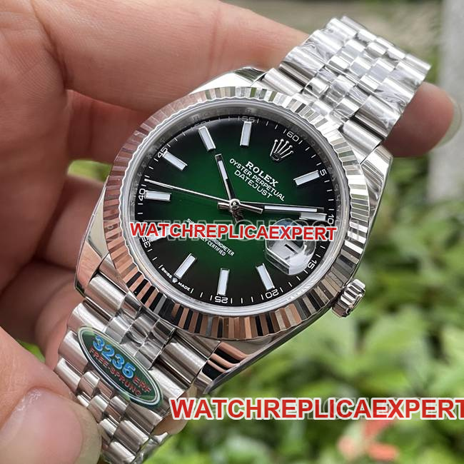 collectible watch log ERF factory Rolexgreen dial3235 mechanical 41mmfront live photo