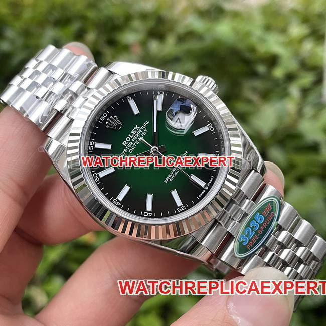 collectible watch log ERF factory Rolexgreen dial3235 mechanical 41mmfront live photo