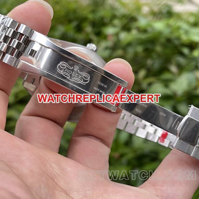 collectible watch log ERF factory Rolexgreen dial3235 mechanical 41mmclasplive photos