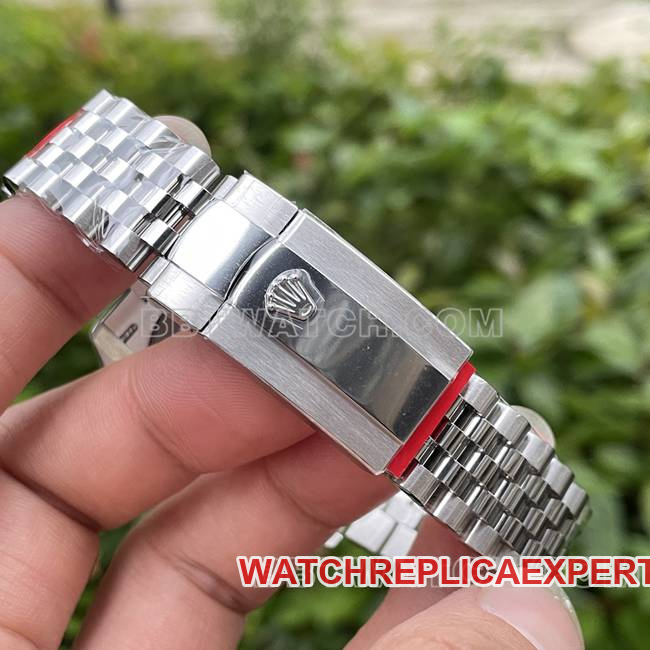 collectible watch log ERF factory Rolexgreen dial3235 mechanical 41mmbraceletlive photos