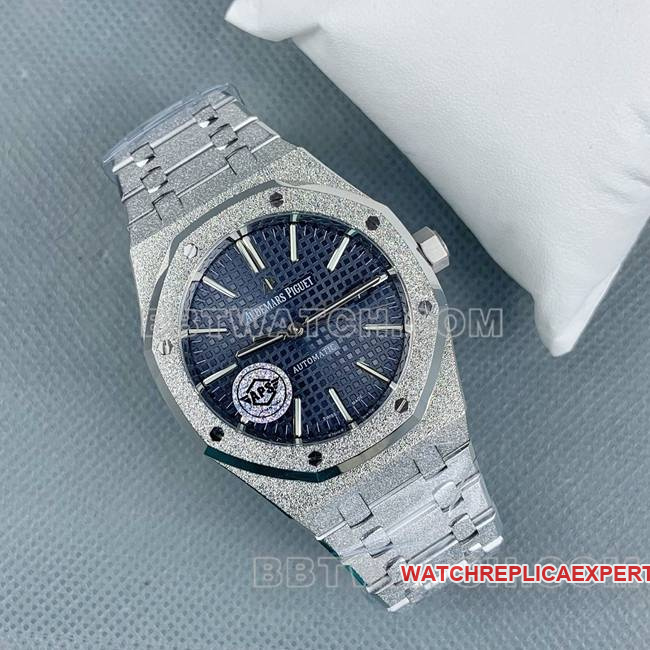 1:1replica watch Royal OakAPS factory Audemars Piguetblue dial frost gold 15410front live photo
