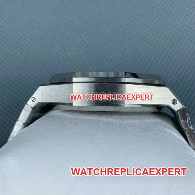 watch Royal OakAPS factory Audemars Piguetsilver dial26240side live photo