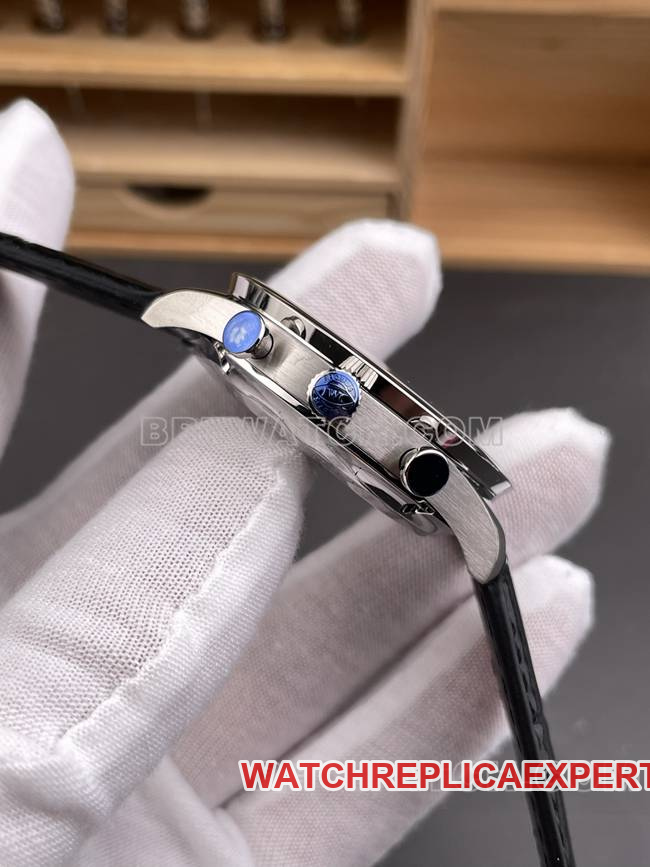 1:1replica watch Portugal APS factory IWC silver white dial gold needle side live photo