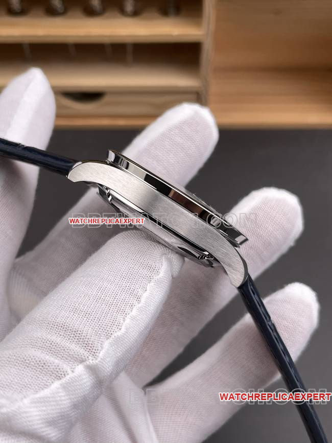 watch Portugal APS factory IWC silver white dial blue needle side live photo