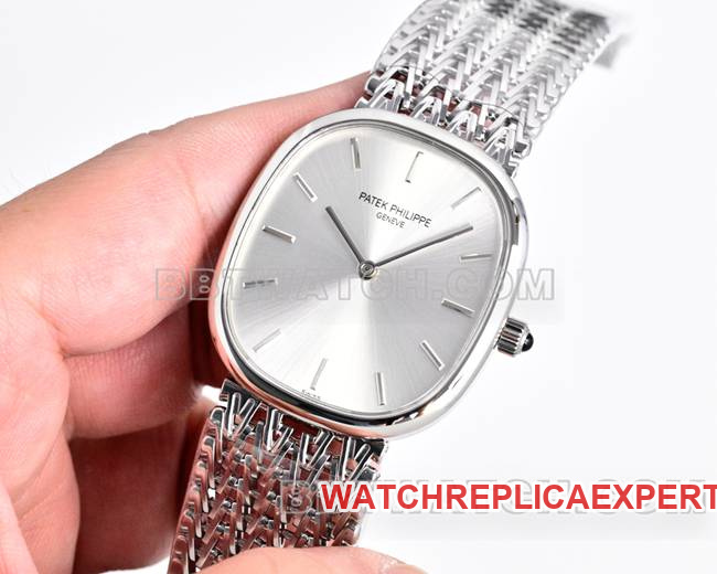 watch Patek PhilippeGOLDEN ELLIPSEsilver dial5738front live photo