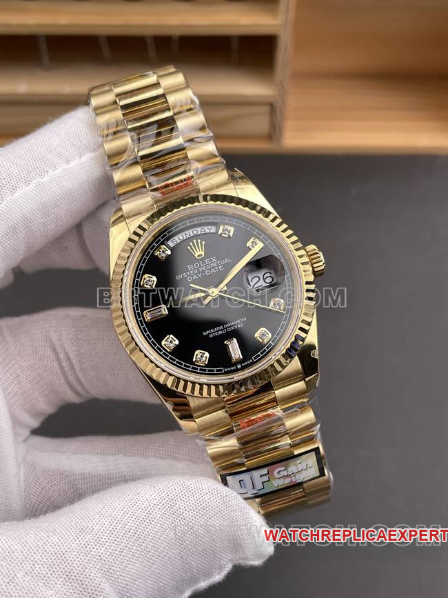 top-tier watch QF factory Day-DateRolexblack dialyellow gold2836 mechanical 36mmfront live photo