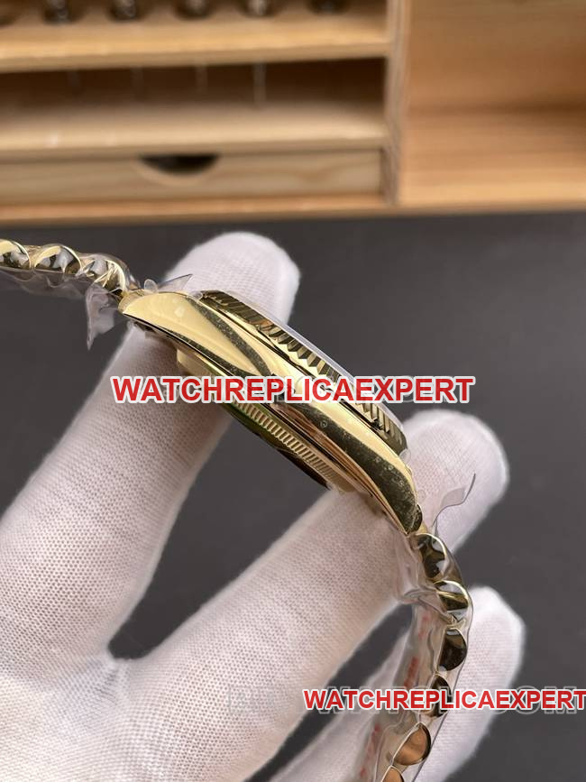 collectible watch QF factory Day-DateRolex gold plate yellow gold2836 mechanical 36mmside live photo