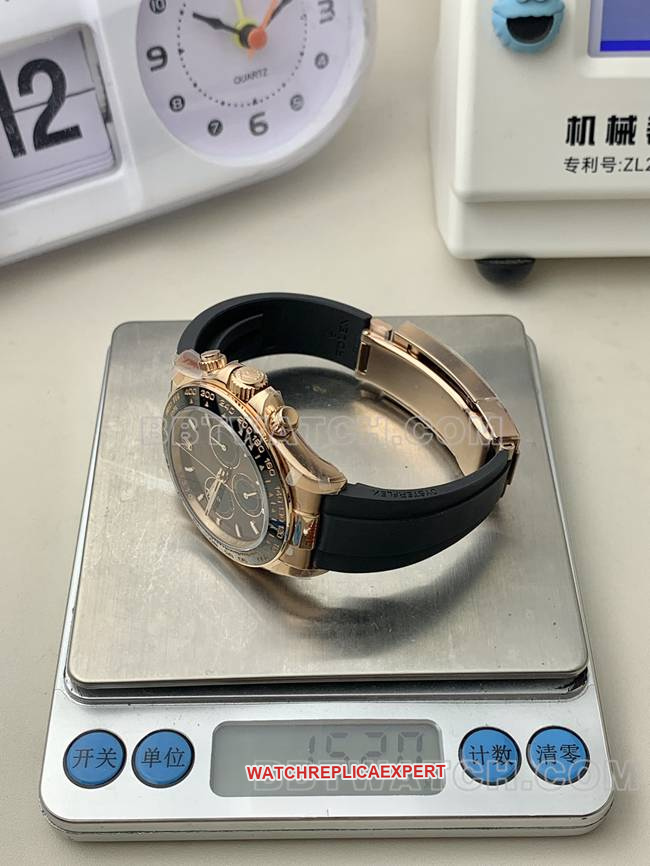 1:1replica watch QF factory DaytonaRolex coffee plate rose gold4131 mechanical weight live photos