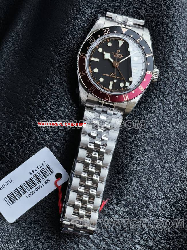 3CF factory collectible watch Biwan Tudorblack dial black red circle steel braceletfront live photo
