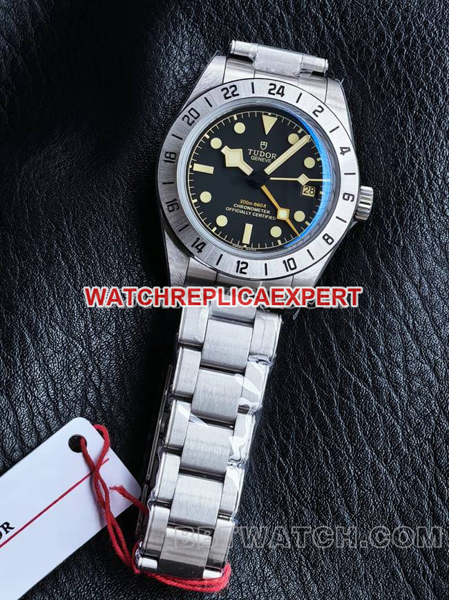 3CF factory 1:1replica watch Biwan Tudorblack dial steel braceletfront live photo