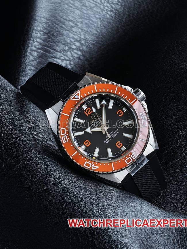 watch VS FactorySeamaster 600m black dial orange bezel black braceletfront live photo