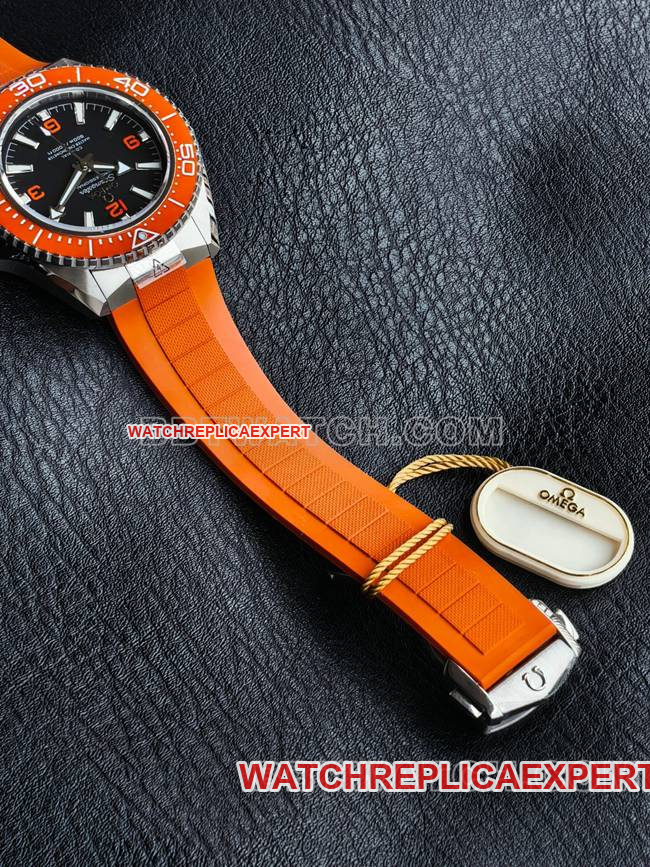 1:1replica watch VS FactorySeamaster 600m black dial orange bezel orange braceletbraceletlive photos