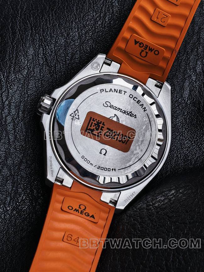 1:1replica watch VS FactorySeamaster 600m black dial orange bezel orange braceletcaseback live photo