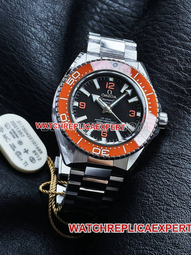 VS Factory1:1replica watch Seamaster 600m black dial orange bezel steel braceletfront live photo