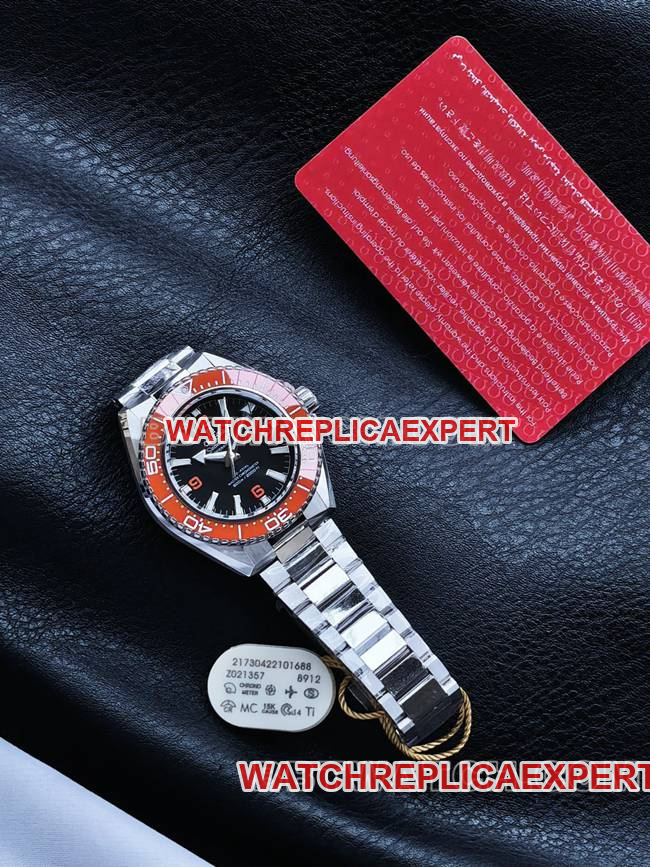 VS Factory1:1replica watch Seamaster 600m black dial orange bezel steel braceletfront live photo