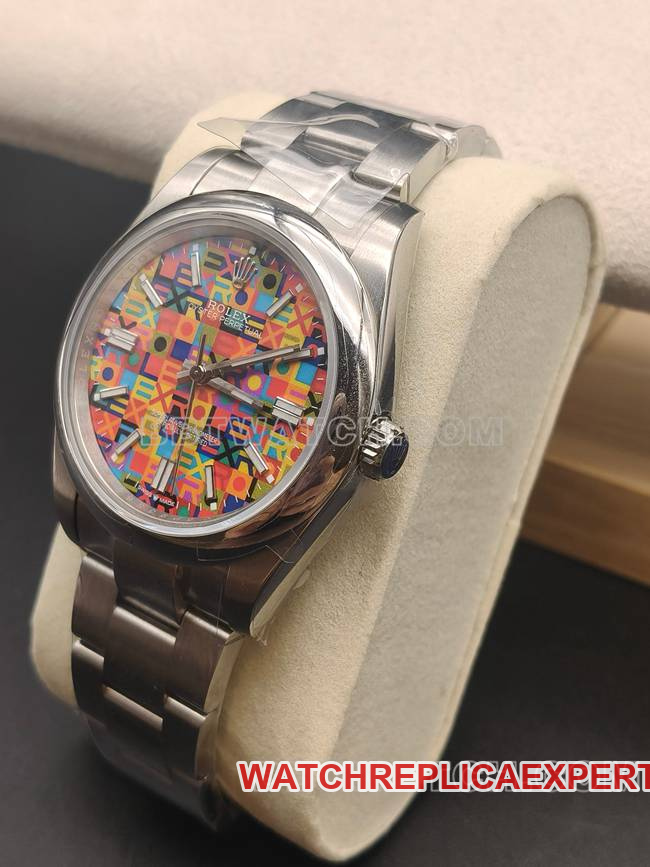 collectible watch oyster perpetual color dial 36mm 126000front live photo