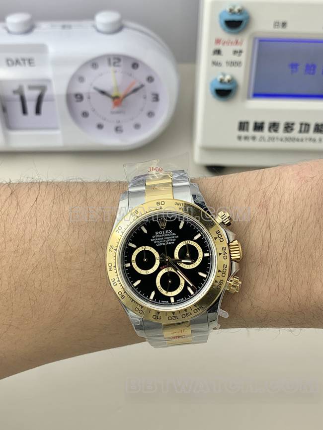 QF factory watch DaytonaRolexblack dial4131 mechanical gold bracelet wearing live photos