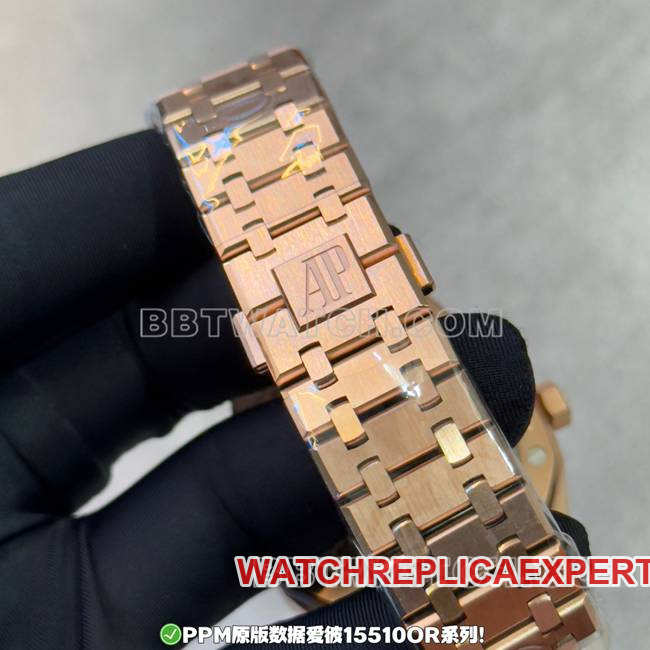 Watch PAM Factory Royal Oak from Audemars Piguet with blue dial, rose gold and steel strap, real product photos.