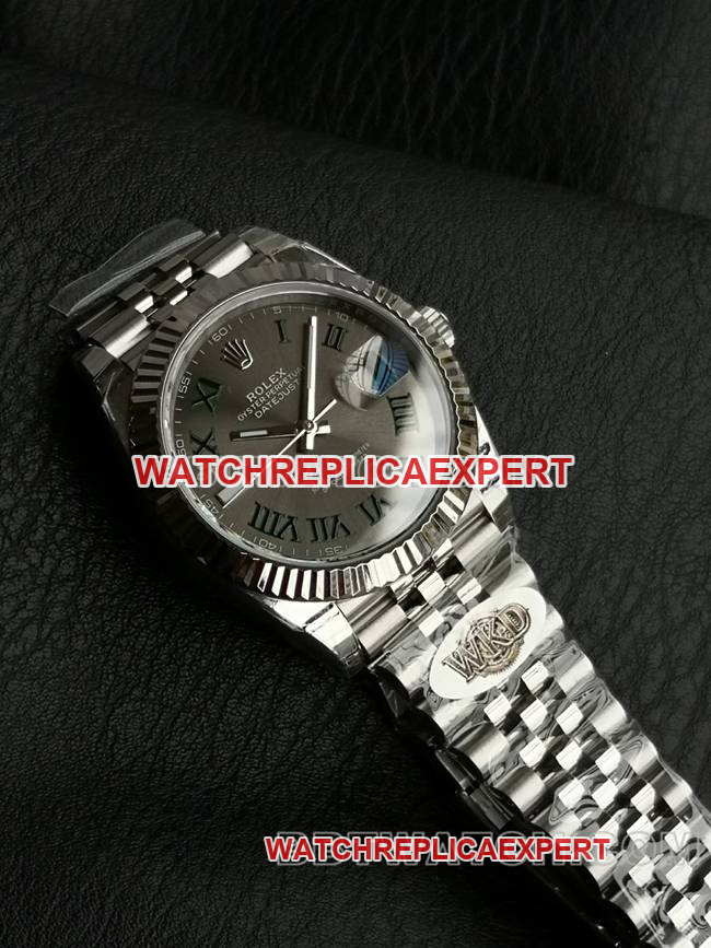 collectible watch WKD factory Datejust Rolex 41mm gray dial 126331 front real shot photo