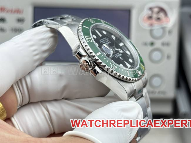 WKD Factory Rolex Submariner 41mm Green Dial 126610 Side Real Shot Photo
