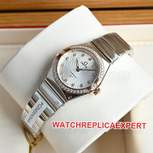 Omega Constellation watch, silver-white dial, 28mm, quartz, front actual photo