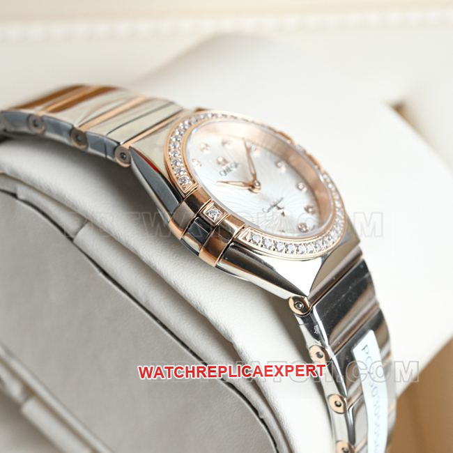 Omega Constellation watch, silver-white dial, 28mm, quartz, real shot from the side.