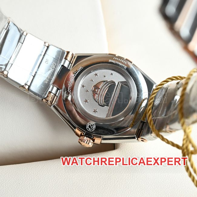 Real-Life Photos of the Back of the Best-Quality Omega Constellation Watch with Purple Dial, 28 mm, Quartz