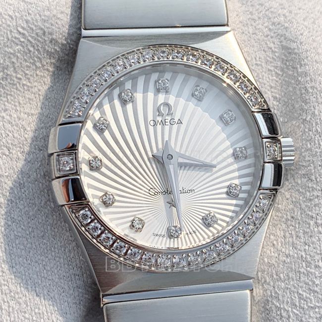 Omega Constellation 28mm white dial quartz watch, real shot photos