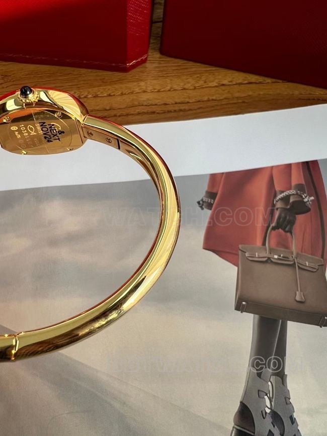 Real-Life Photos of the BBA Factory Cartier "Bathtub" Watch with Silver-White Dial, Gold Ring, and Quartz Strap