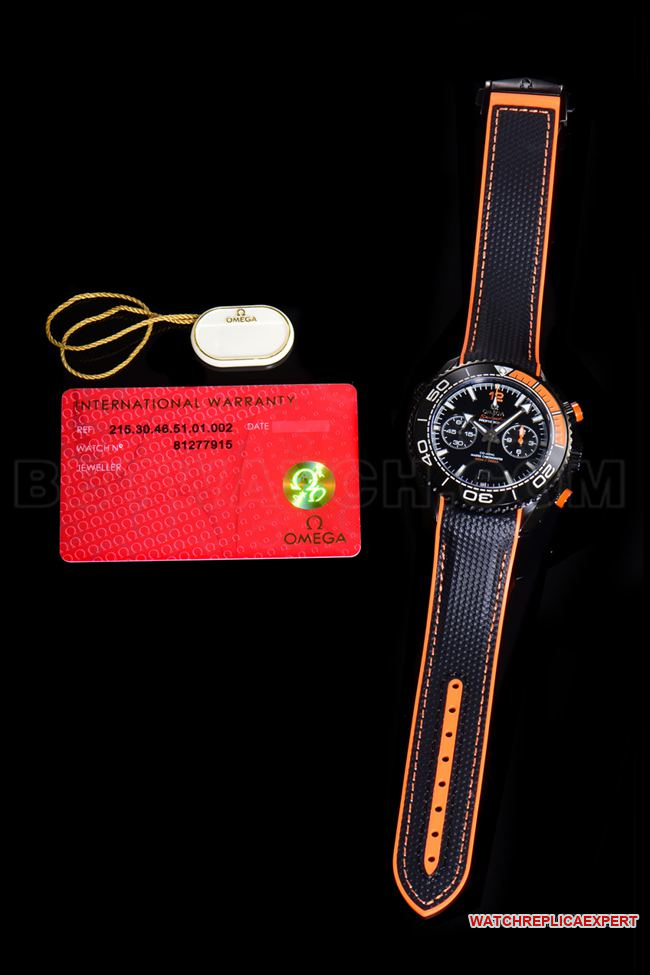 collectible watch SeamasterN1 factory Omega600m black dial rubber braceletfront live photo