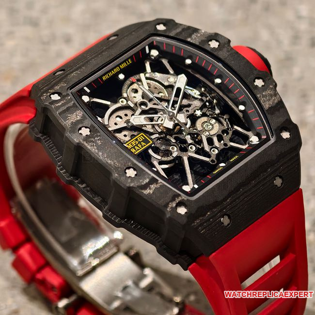 1:1replica watch Richard Mille hollow dialRM35-01front live photo