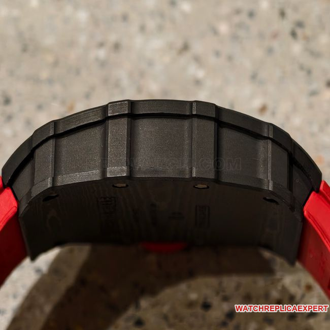 1:1replica watch Richard Mille hollow dialRM35-01side live photo