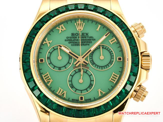 collectible watch DaytonaRolex green mother-of-pearl disc diamond bezel116519front live photo