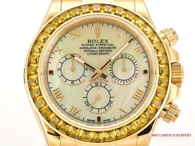 collectible watch Rolex Daytona yellow mother-of-pearl disc diamond bezel116519front live photo