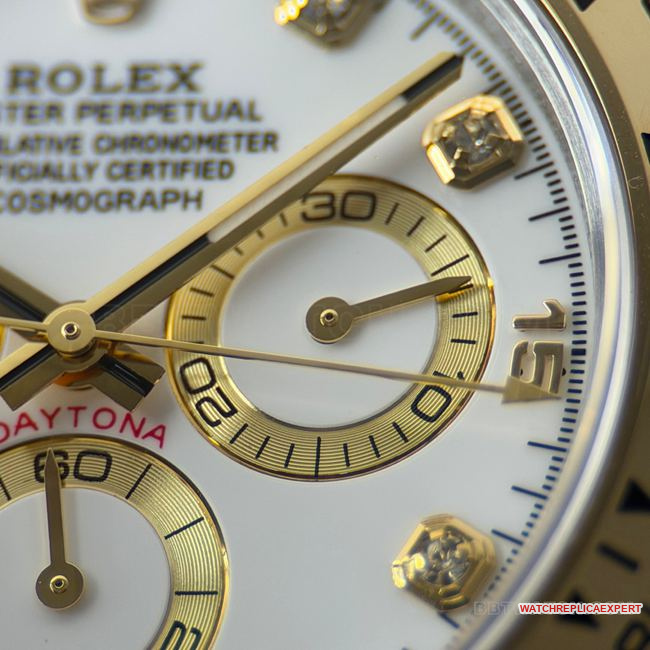 CBD Factory Daytona collectible watch Rolexwhite dial gold steel bracelet4130front live photo