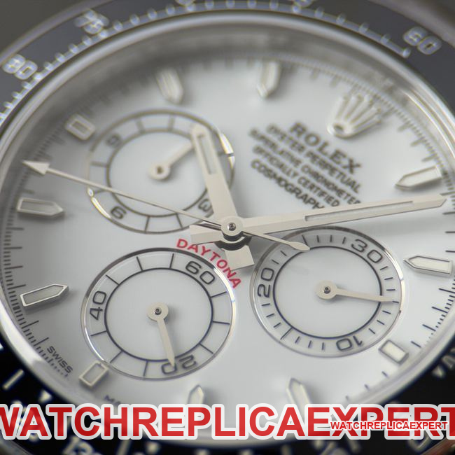 CBD Factory Rolex collectible watch Daytonawhite dialsteel bracelet4131front live photo