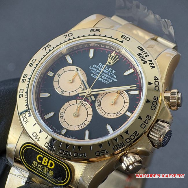 CBD factory collectible watch RolexDaytonablack dial gold steel bracelet4131front live photo