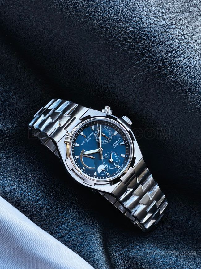 The collectible watch KR factory Vacheron Constantin travels all over the world blue dial47450front live photo