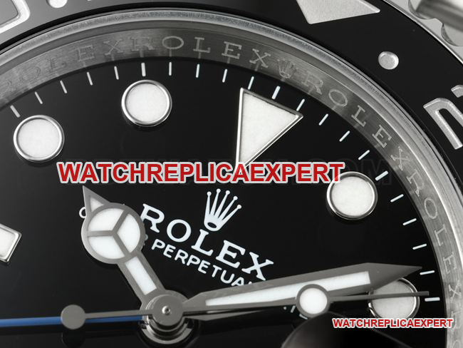 1:1replica watch RICH factory GMT-MasterRolexBatman bezel126710front live photo