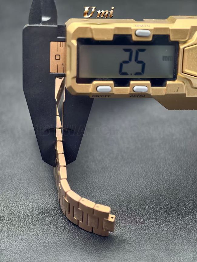 UMI factory Patek Philippe Nautilus5712 top-tier watch comparison Genuine difference side live photo