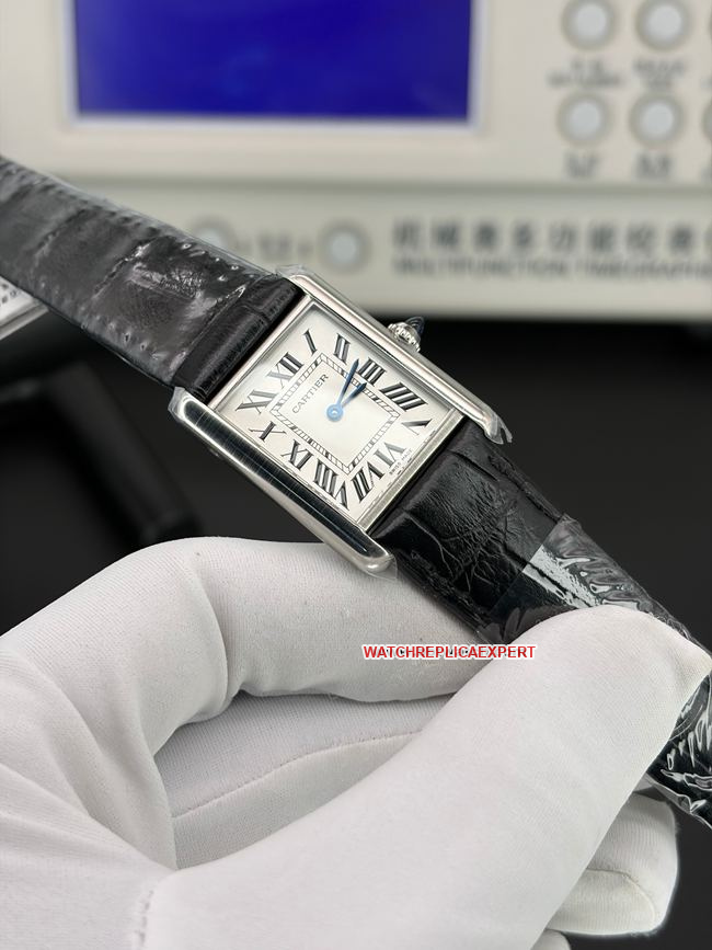 top-tier watch AF Factory tank Cartierwhite dial leather braceletfront live photo
