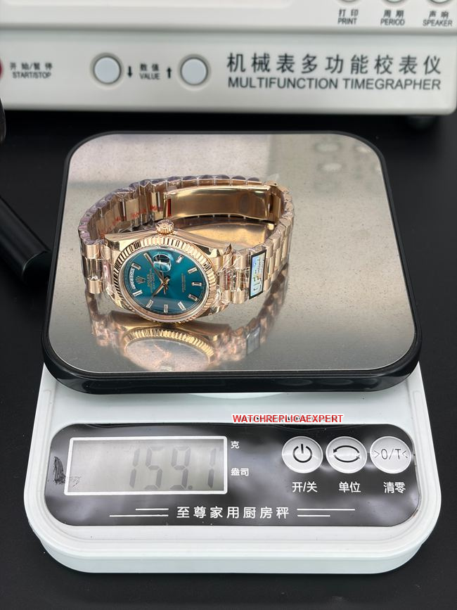 collectible watch Day-DateQF factory Rolex blue green dial 36 mm weight live photos