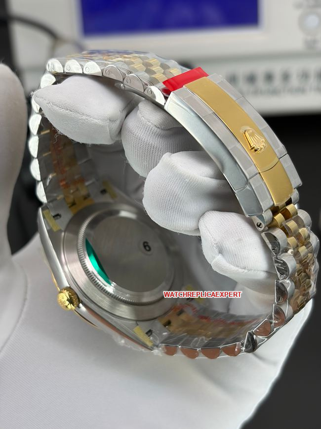 1:1replica watch RolexVS Factory log black dial3235movementbraceletlive photos
