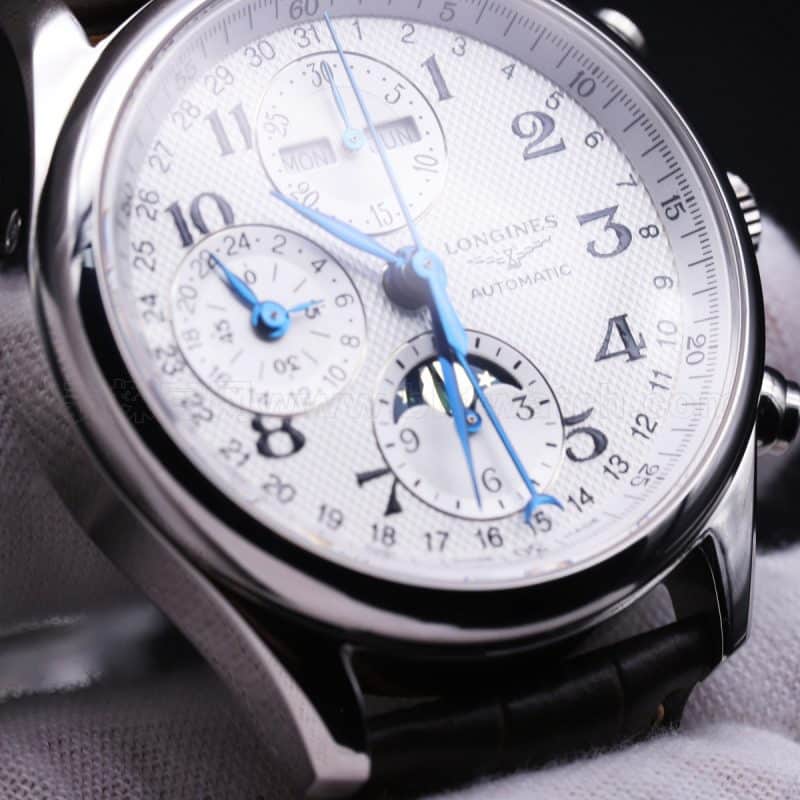 How about the Longines famous moon phase eight-pin multi-function review - front view of elegant and charming watch