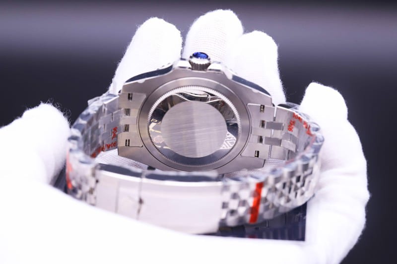 V9 FactoryRolexGMT-Master watch review black and blue circle commemorative bracelet clasp picture