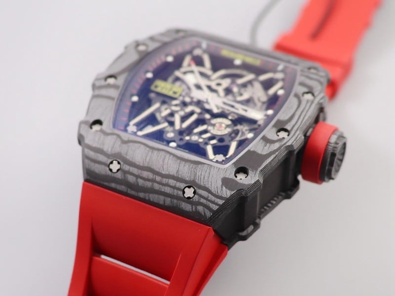 Richard MillereplicaRM035-2 carbon fiber lightweight high quality watch detail shots