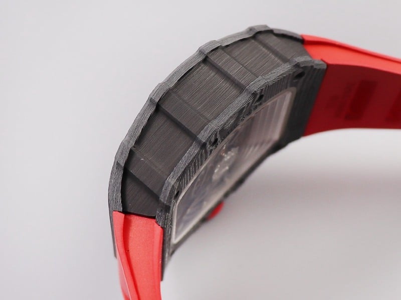 Richard MillereplicaRM035-2 carbon fiber lightweight high quality watch side view